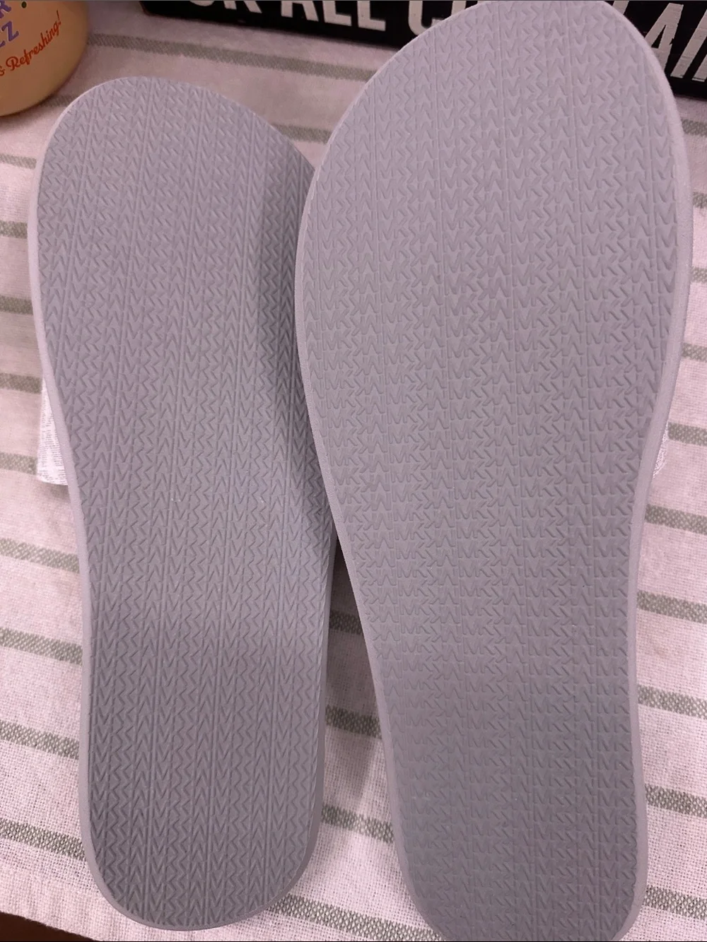 New Never Worn Michael Kors White Monogram Adjustable Slide Sandals